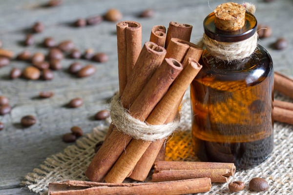 Aceites esencial de canela Mercadona para el mal aliento